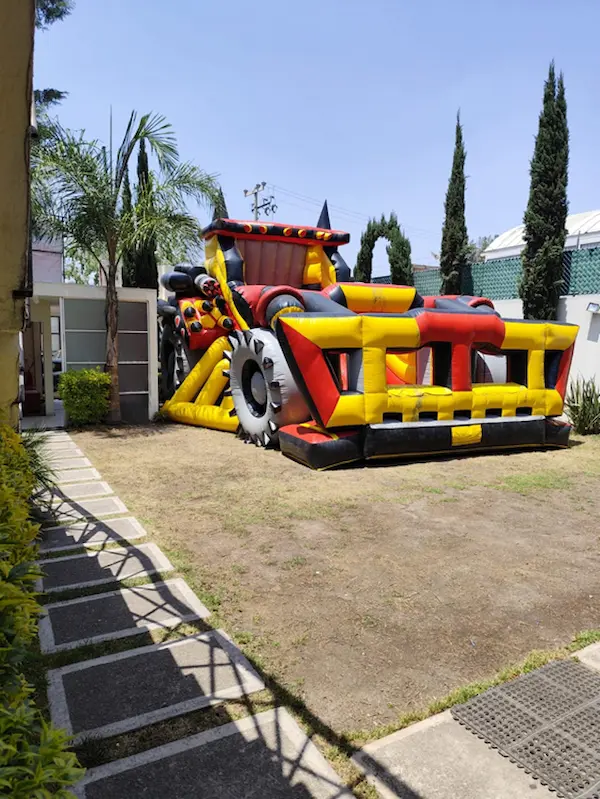 Retroexcavadora Hot Wheels