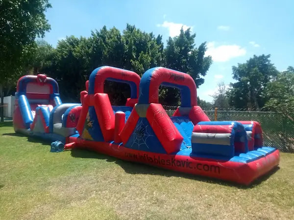 Carrera de Obstáculos del Hombre Araña