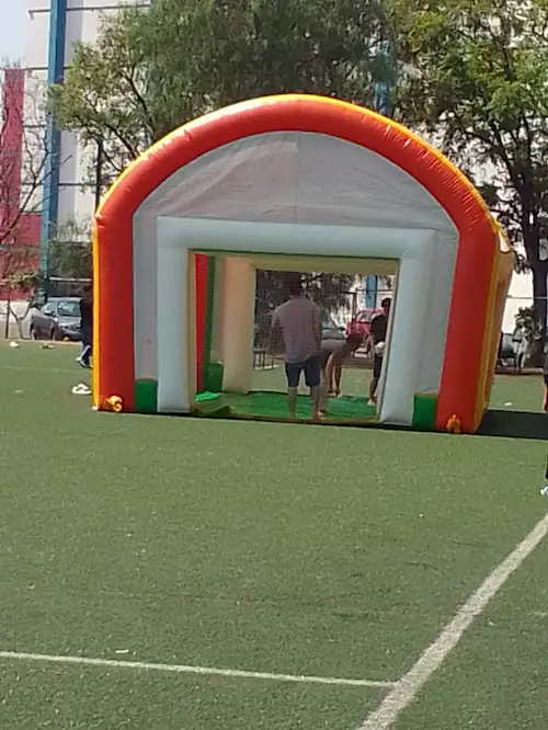 Cancha de Futbol Naranja