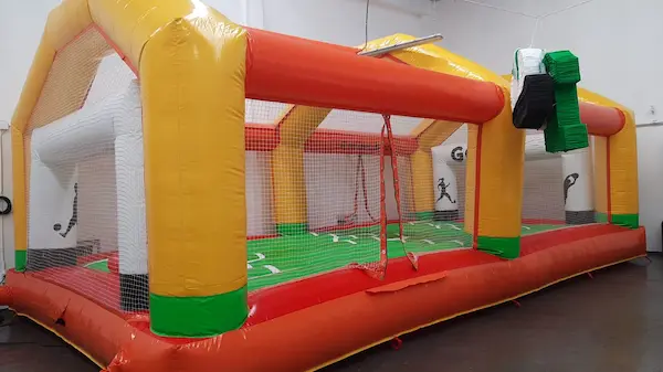 Cancha de Futbol Amarilla